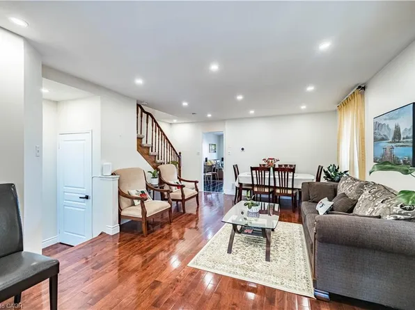 5708 Margarita Cres, Mississauga, ON L5M 6Y8