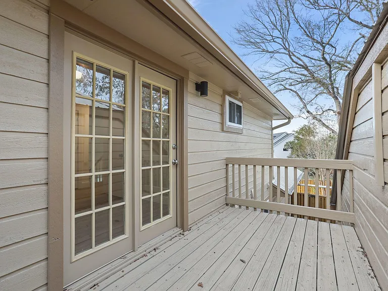 4 Concord Cir — Photo 22