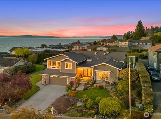 Northstream Lane, Edmonds, WA 98020