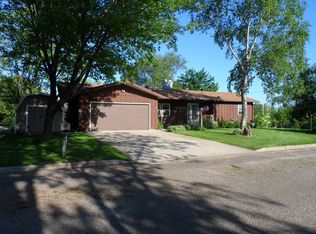 28 S Washington Hts, Viroqua, WI 54665