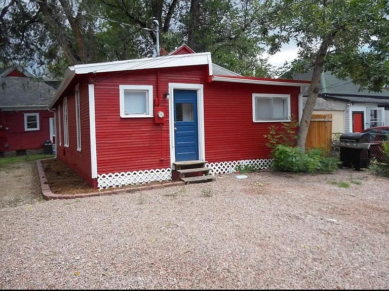 926 N Corona St — Photo 3