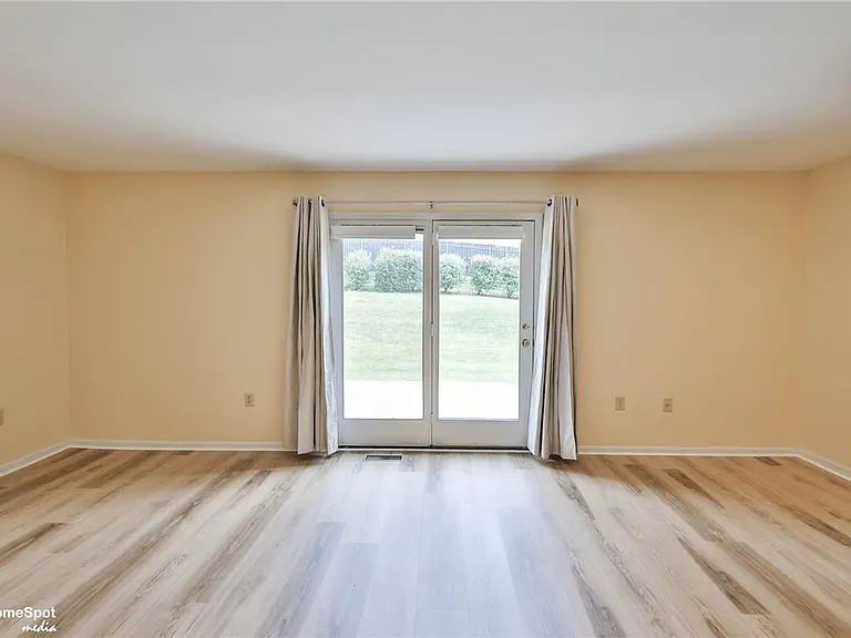 4059 Wedgewood Rd — Photo 26