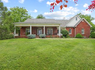 1869 Clintonville Rd, Paris, KY 40361
