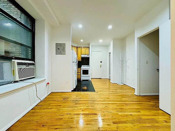 2nd image of 132 E 7th St #9