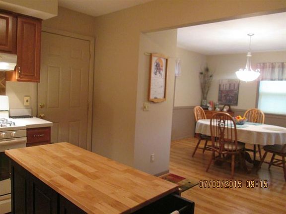5th image of 52555 Brighton Park
