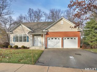 102 Lavender Ln UNIT 102, South Windsor, CT 06074