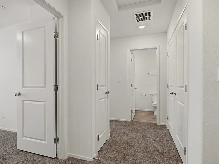 #GuardianRealty 503 Blue Ridge Cove Henderson Townhouse Rental hallway_08062026