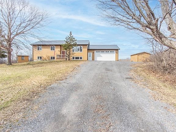 3rd image of 25820 Middle Rd