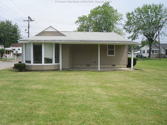 3rd image of 2301 Myers Ave