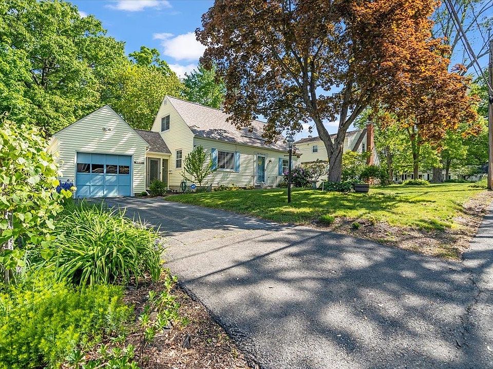 306 North Street, Manchester, NH 03104 Zillow