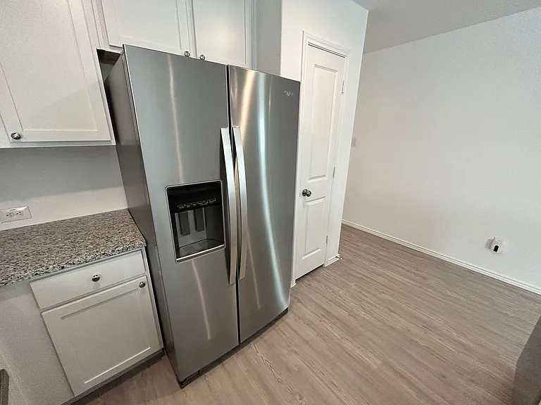 4206 Osmosis Dr — Photo 11