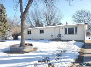 1208 State Ave, Dell Rapids, SD 57022