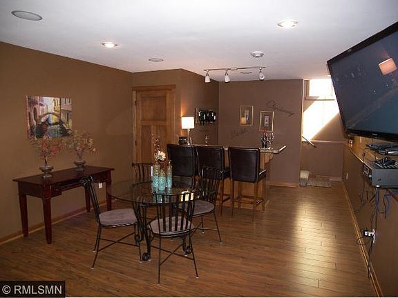 5th image of 1564 18th St NE