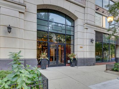 451 W Huron St Unit 1407, Chicago, IL, 60654