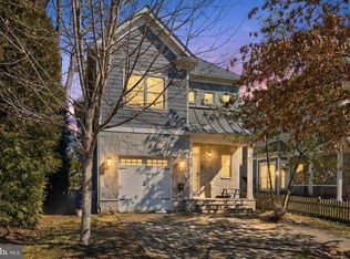 604 N Oak St, Falls Church, VA 22046