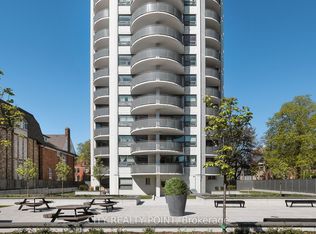 485 Huron St #1104-C02, Toronto, ON M5R 2R5