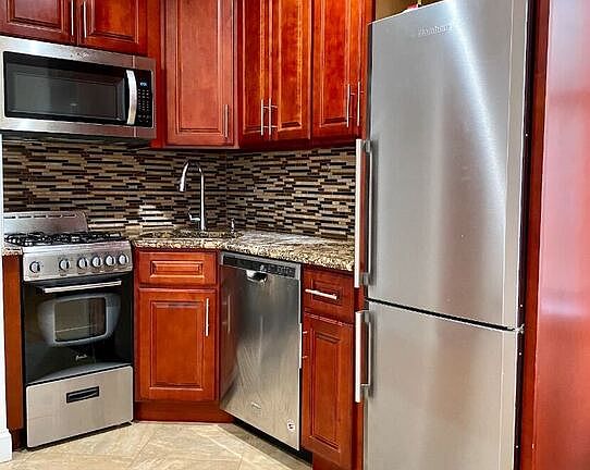 2nd image of 57 Herkimer St APT 204