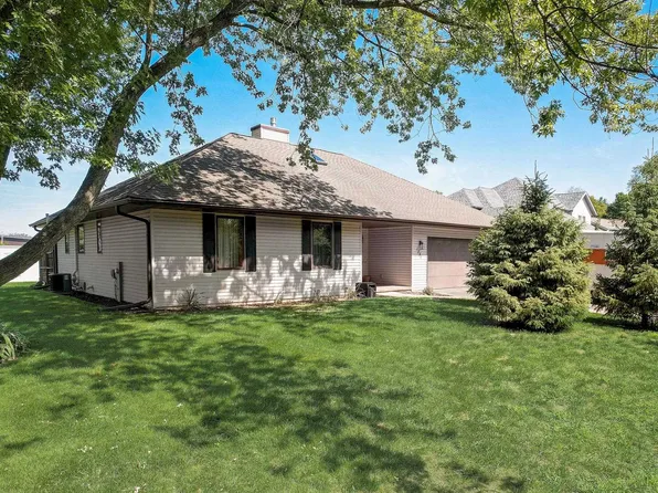 1351 Water St, Sauk City, WI 53583