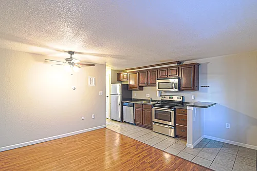 41 S Lincoln St Photo 1