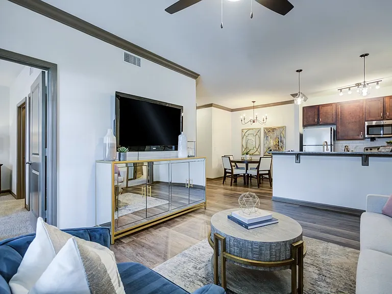 The Ridge at Chenal Valley Apartments — Photo 4