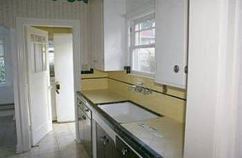 5th image of 1113 W Stewart