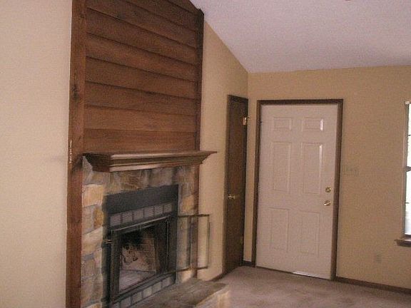 4th image of 307 Pinedale Cir
