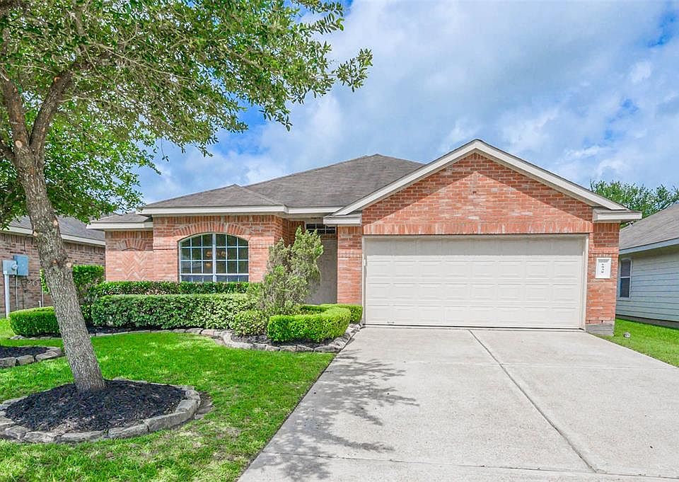 1st image of 6838 Arbor Hollow Ln