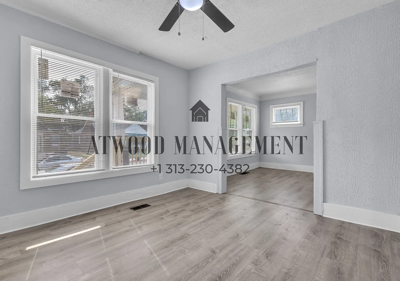 This beautifully updated 3-bedroom, 2-bath single-family home is ready for move-in! — Photo 3