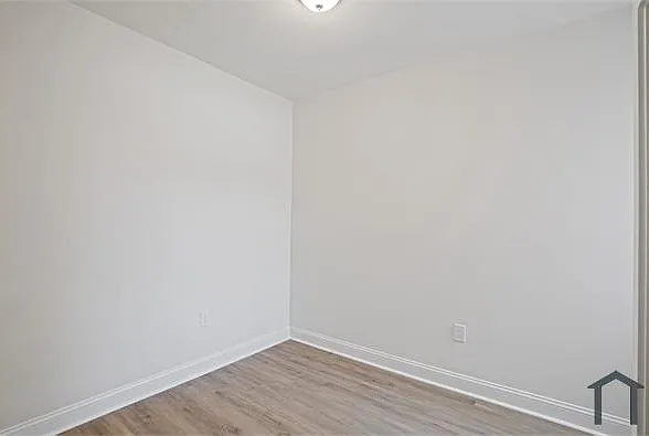 1814 S Taylor St — Photo 15