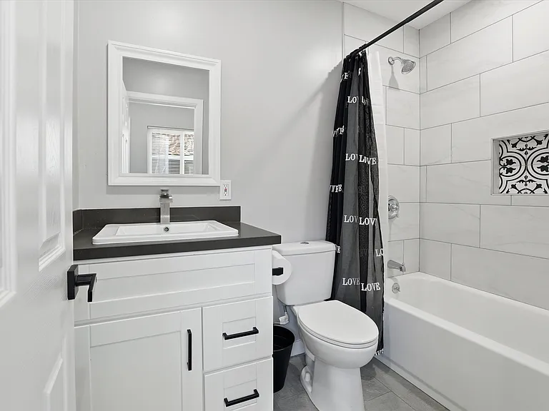 1766 Treseder Cir — Photo 12
