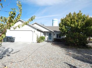 1712 E Pirate Ln, Moses Lake, WA 98837
