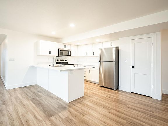 3rd image of 543 N 300 E #Basement