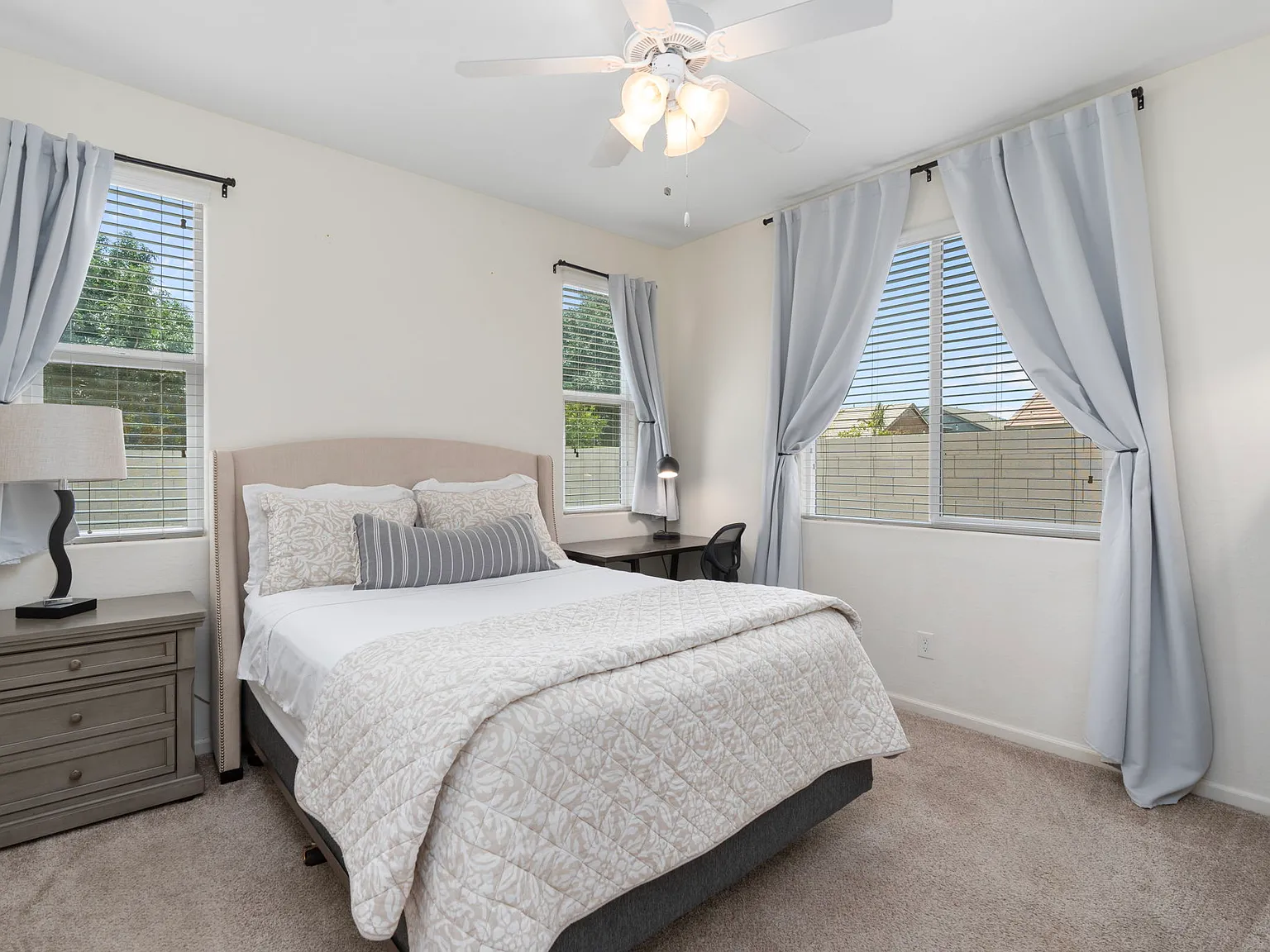 1 bed, 800 sqft, $1,850 — Photo 2