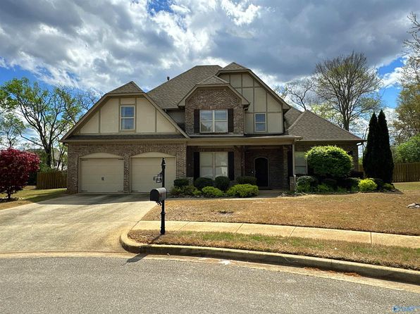 126 Windridge Way SW