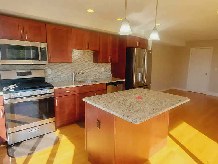 22 John Hancock Dr — Photo 8