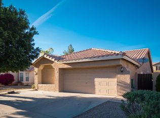 952 W Saragosa St, Chandler, AZ 85225