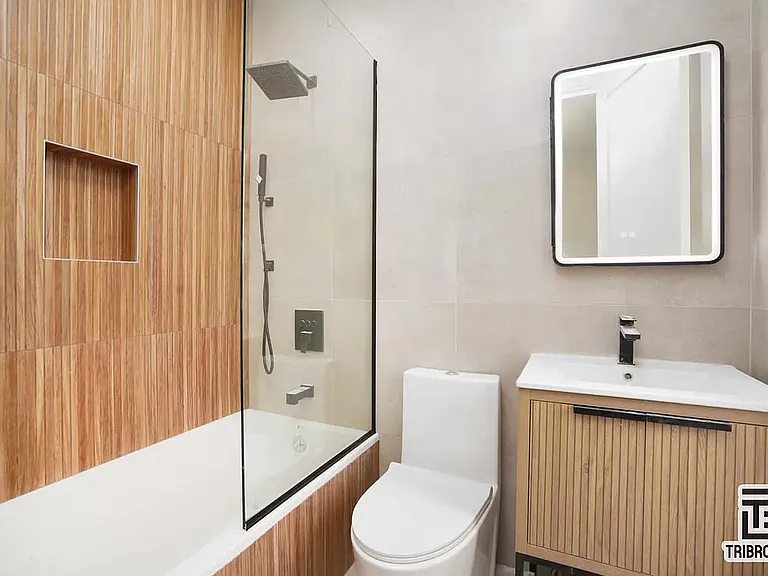 86 Manhattan Ave #2C — Photo 5