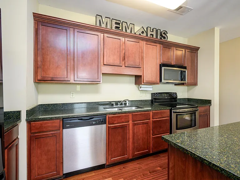 731 Litty Ct #303 — Photo 3