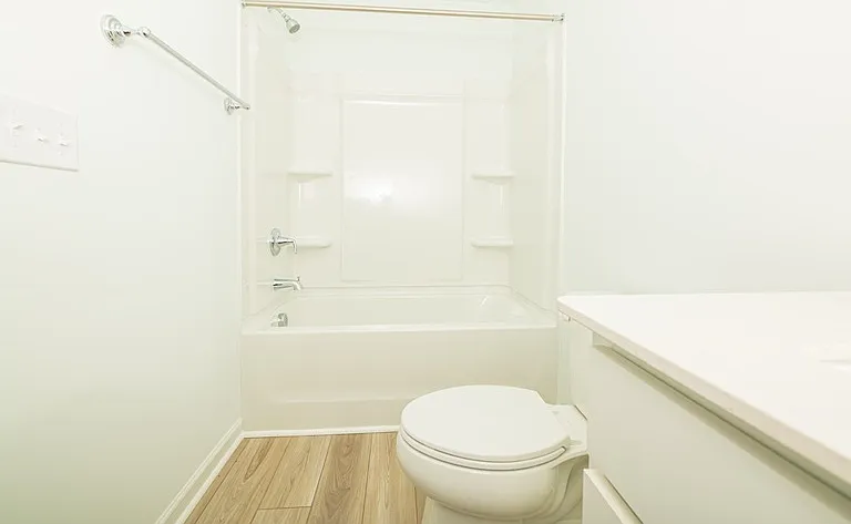 815 Freston Rd — Photo 30