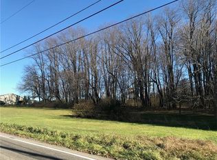 4 Old Mercer Rd, Volant, PA 16156