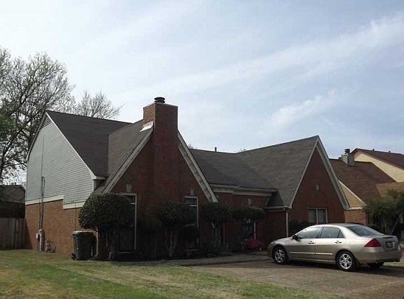 3rd image of 3015 Hunters Way Dr