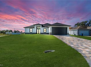 2601 45th St SW, Lehigh Acres, FL 33976