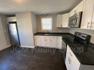 1 Petrel Rd, Quincy, MA 02169