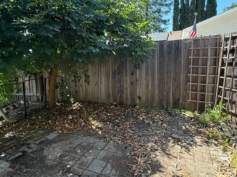 3478 Sanford St #A — Photo 14