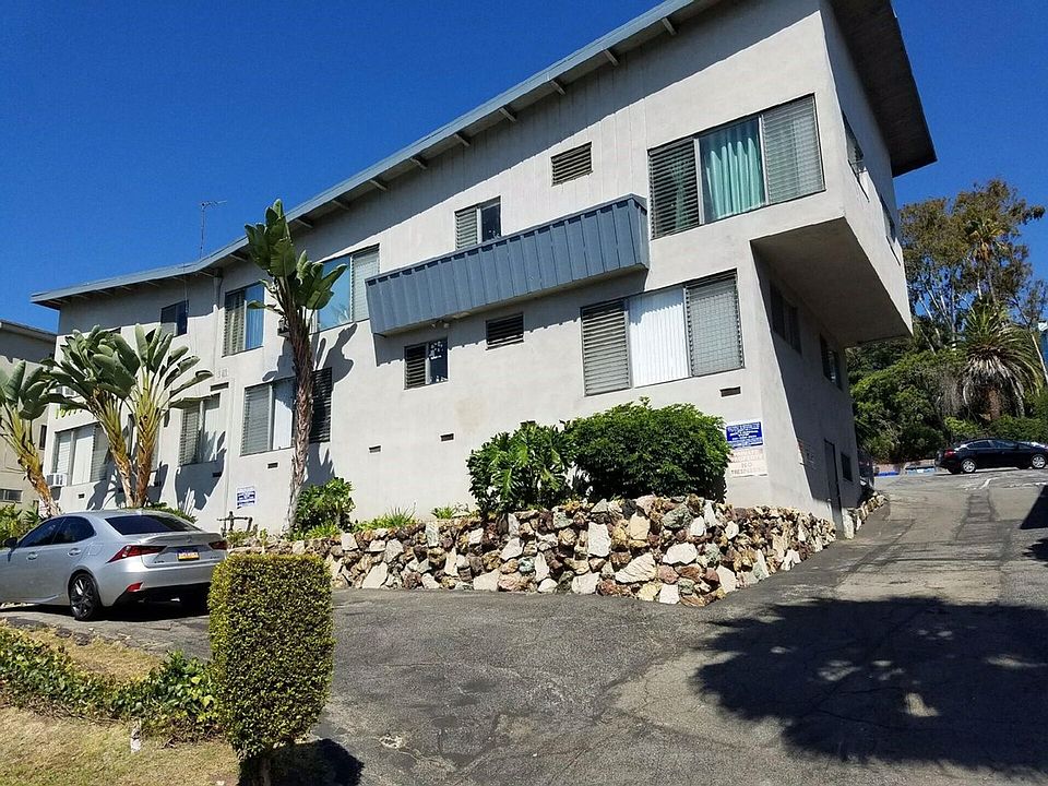 1st image of 10777 Rose Ave APT 18