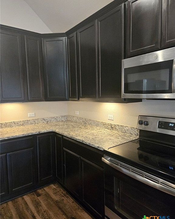 1st image of 1609 Hillside Dr #1609