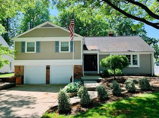 3926 Mark Ave, Rocky River, OH
