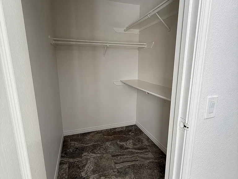 12055 Alta Carmel Ct #181 — Photo 7