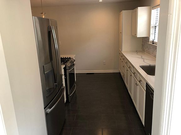 kitchen with quartz counter tops