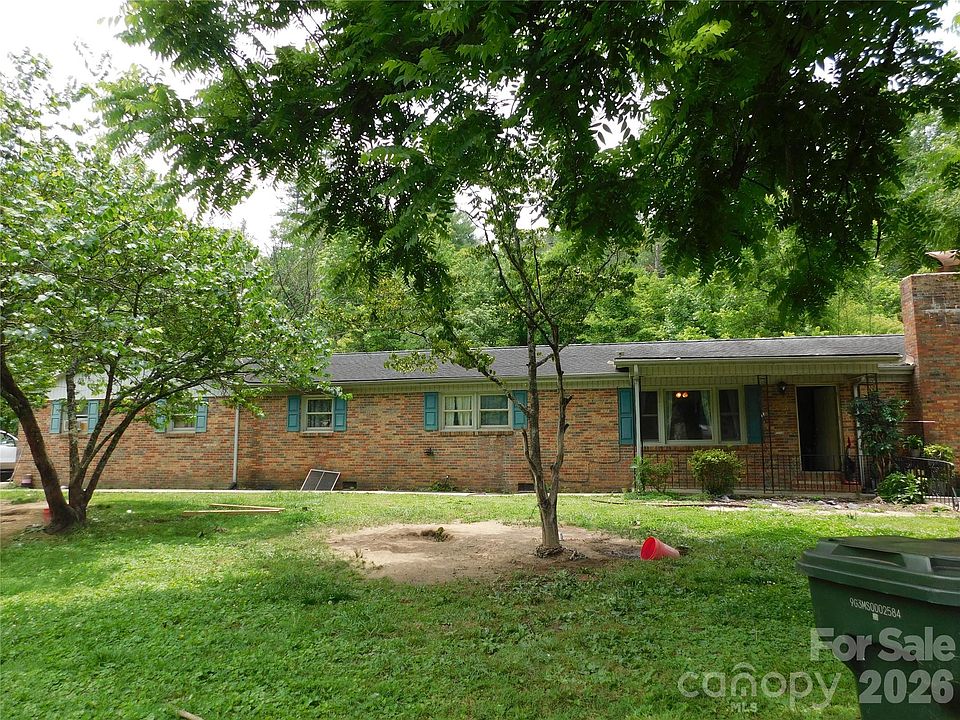 1st image of 102 Jeff St